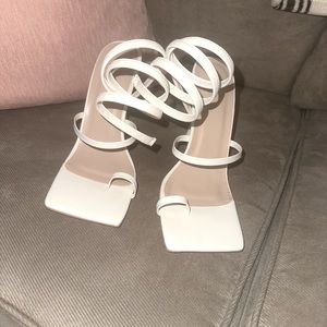 Pretty Little Thing(PLT) white spiral heels. NEW!!!